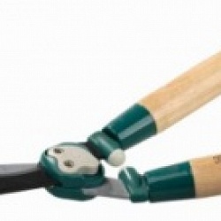 Кусторез c дубовыми ручками и волнообразной формой лезвия RACO 4210-53/206